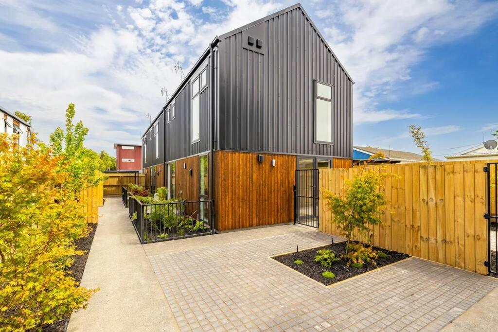 Cosy Central Home - Walk To Cbd & Free Escooters! Christchurch Exterior photo